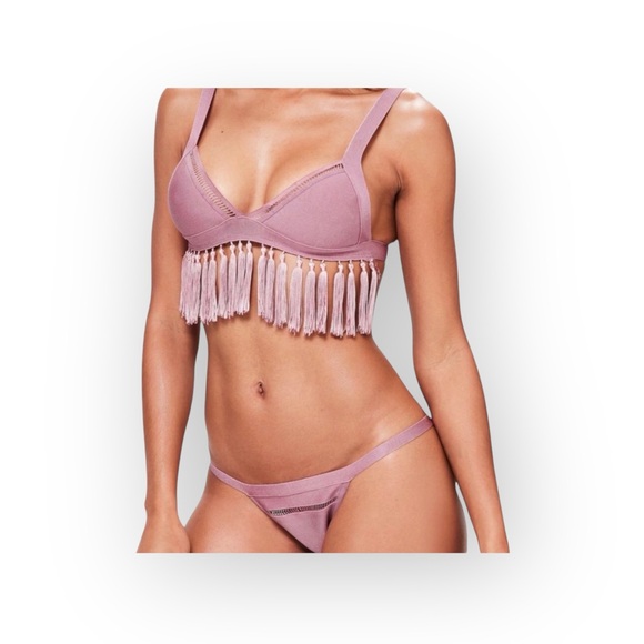 Missguided ꧁ Crochet Cut Out Knit Fringe 2 Piece Bikini Set ꧂ Pastel Purple ꧁ 2 - Picture 2 of 16
